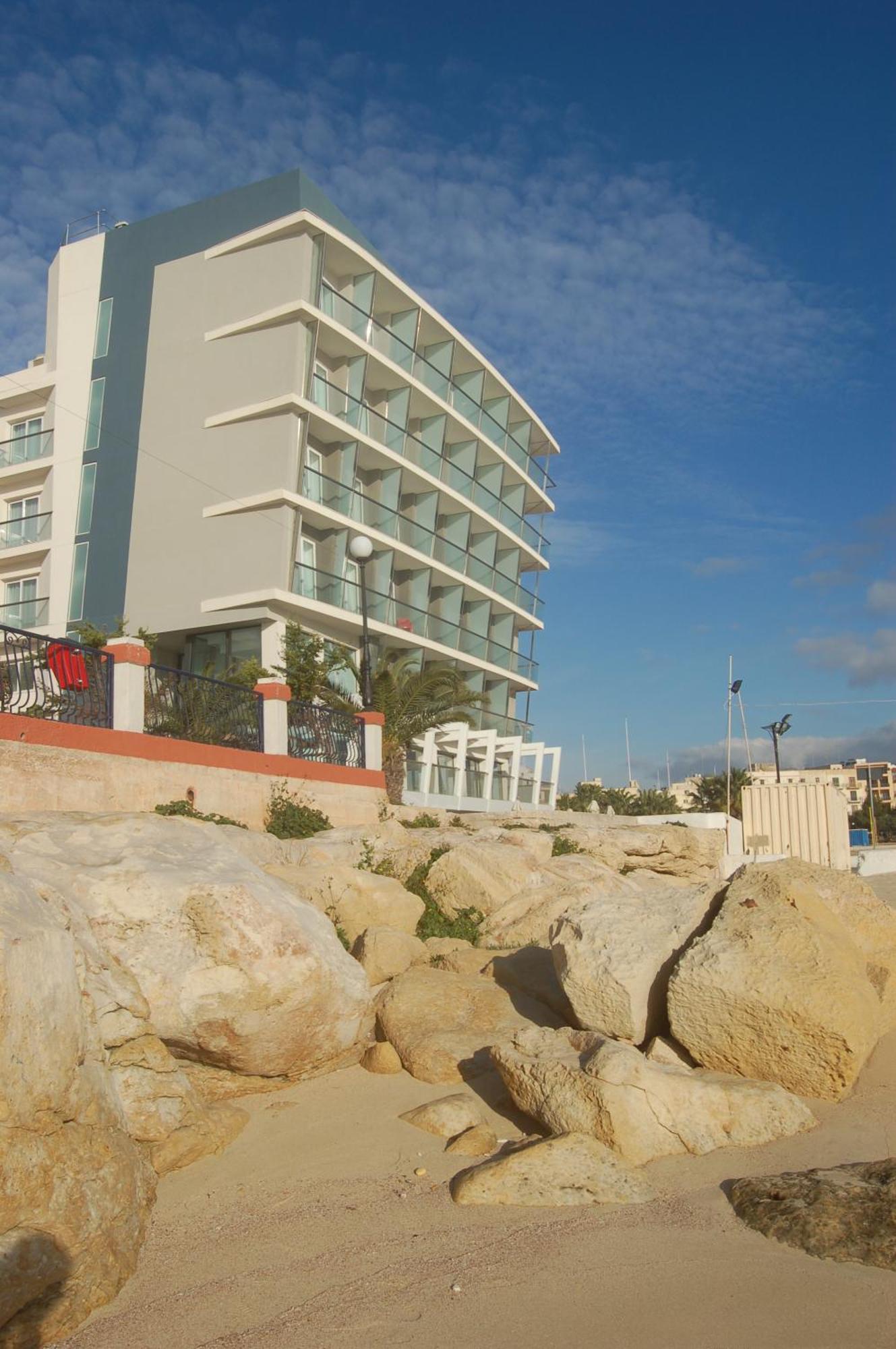 Water'S Edge Hotel Birżebbuġa Dış mekan fotoğraf