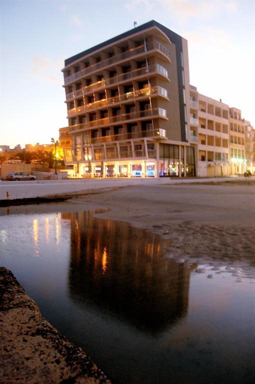 Water'S Edge Hotel Birżebbuġa Dış mekan fotoğraf