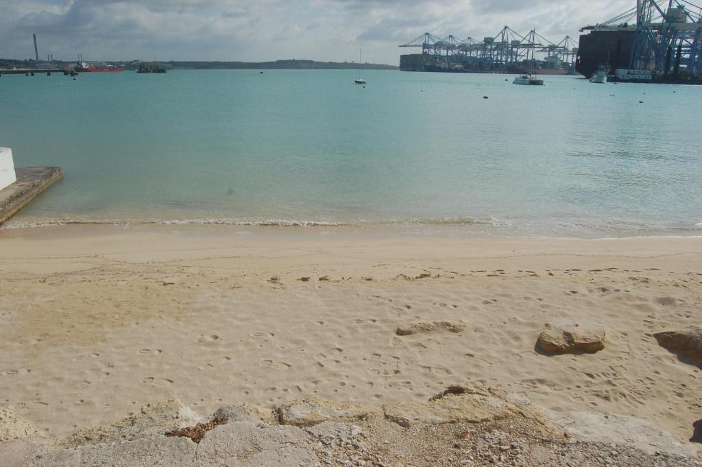 Water'S Edge Hotel Birżebbuġa Dış mekan fotoğraf